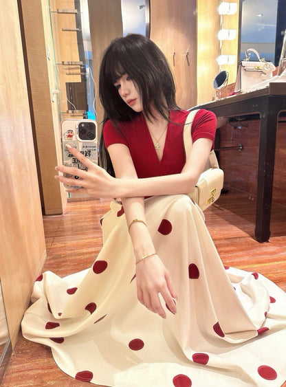 Na+ Redshow 復古V領收腰上衣 波點半身裙