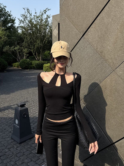 NA+ 性感御姐黑色掛脖挖空上衣