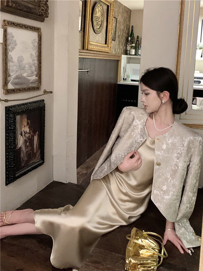 NA+ 鎏金緹花醋酸小香外套 緞感香檳連身裙