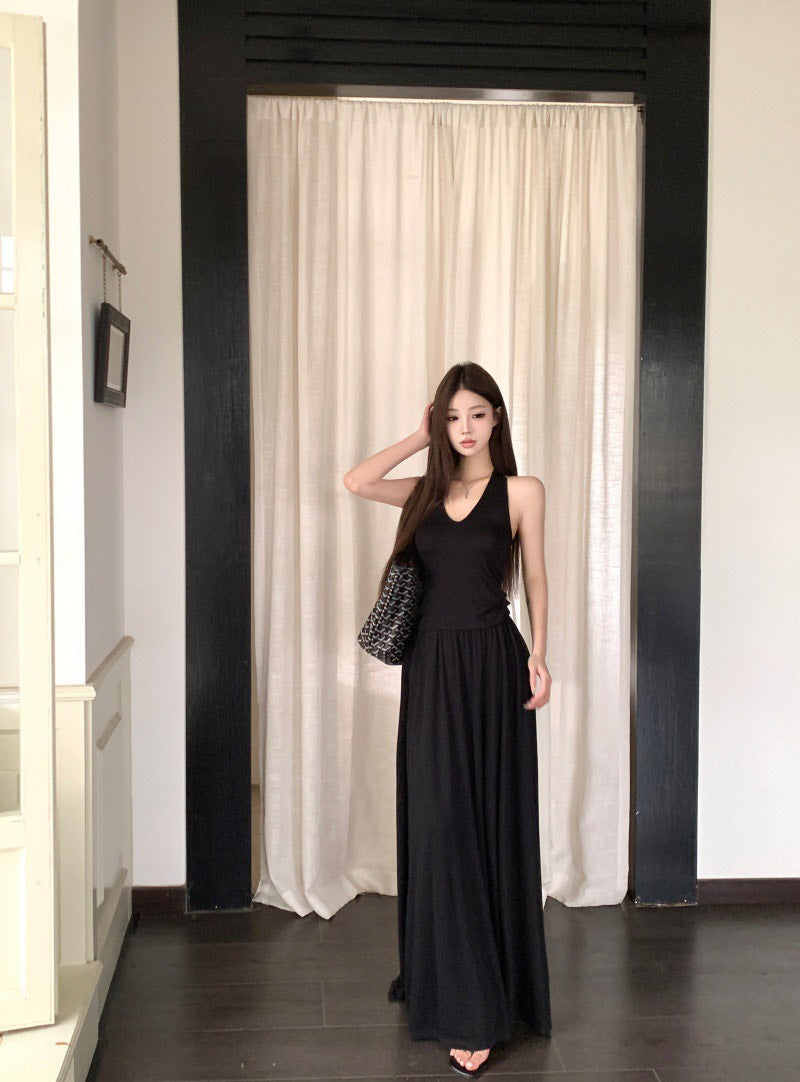 NA+ 簡約純色棉質掛脖露背上衣 休閒半身裙 灰/黑