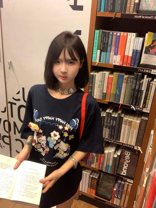 NA+ GD的Kitty圓領休閒貓貓印花T恤 藏青