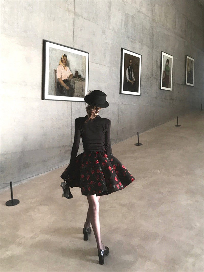 NA+ sweet 甜巧玫瑰復古V領修身上衣 玫瑰花瓣半身裙