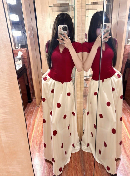 Na+ Redshow 復古V領收腰上衣 波點半身裙