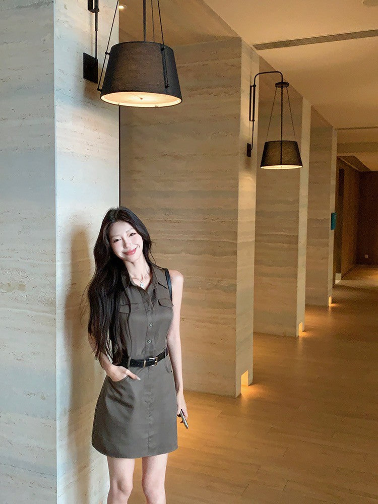 ''Na+''復古回潮 日常通勤polo領排扣連身裙 咖綠