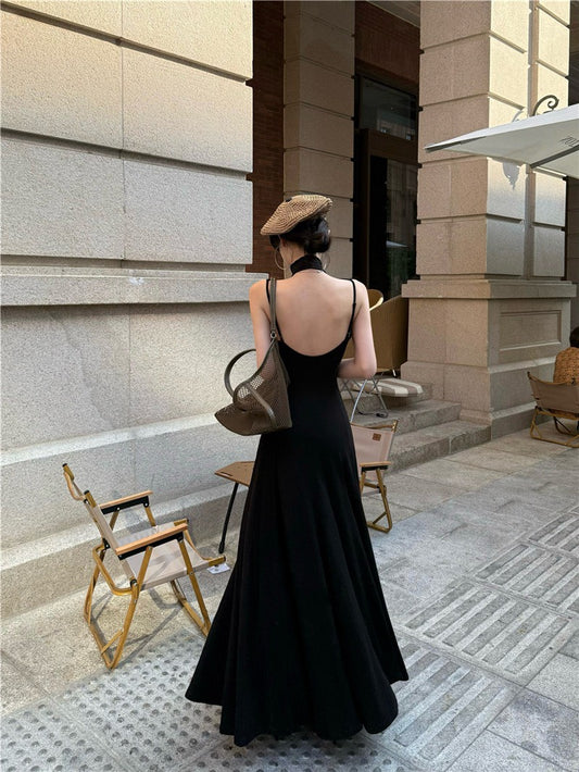 NA+ 高貴魔都 貴氣半高領美背連身裙 黑