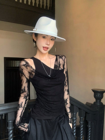 NA+ 造型偷心蕾絲假兩件式疊穿上衣 黑