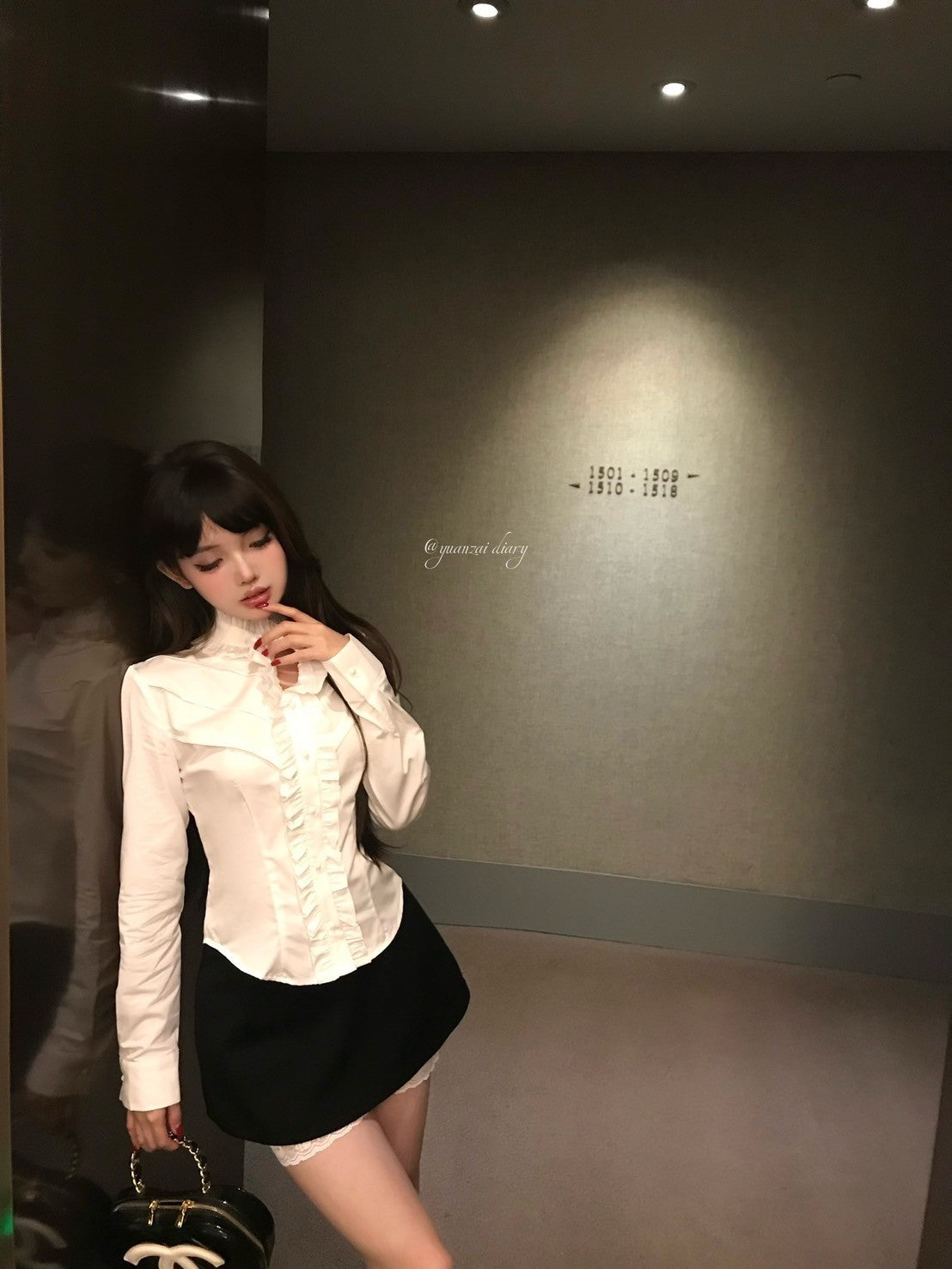 ''Na+''暗黑歌德 花邊修身白襯衫 厚磅毛衣外套 顯瘦黑色半身裙