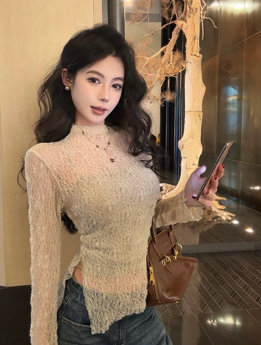 ''Na+''聚燈光影 復古性感繡花圓領透視疊穿上衣 自帶胸墊背心 杏咖/灰