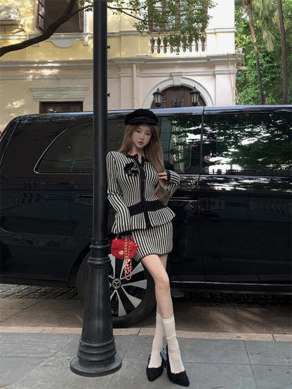 ''Na+''富家千金 高級感軟糯條紋收腰針織上衣 同色系半身裙 黑