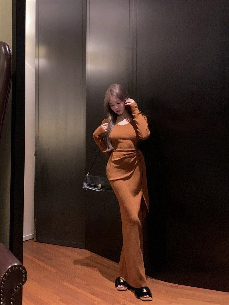 ''Na+''夕陽下溫柔 柔美U領側擺繫帶上衣 半身長裙 焦糖色