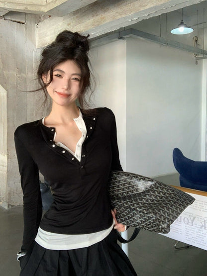 "Na+"韓系假兩件式撞色排扣長袖上衣 黑