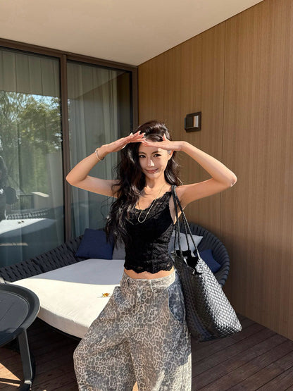 NA+ 純慾絲絨雕花打底修身背心 黑