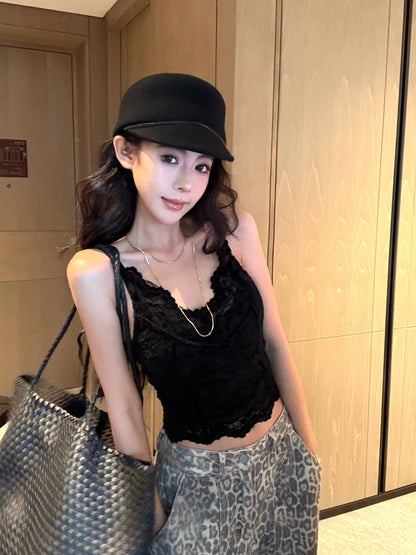 NA+ 純慾絲絨雕花打底修身背心 黑