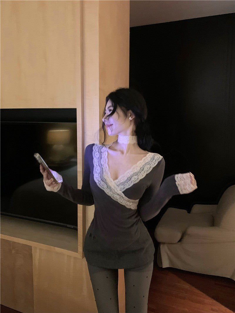 ''Na+''專屬暗戀 蕾絲拼接交錯顯瘦上衣 灰