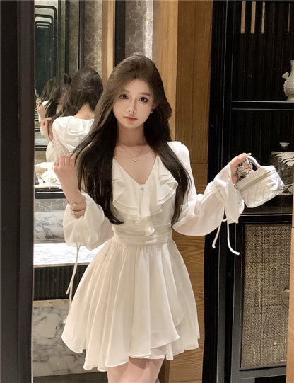 ''Na+''月光女神2.0 氣質荷葉領收腰小白裙