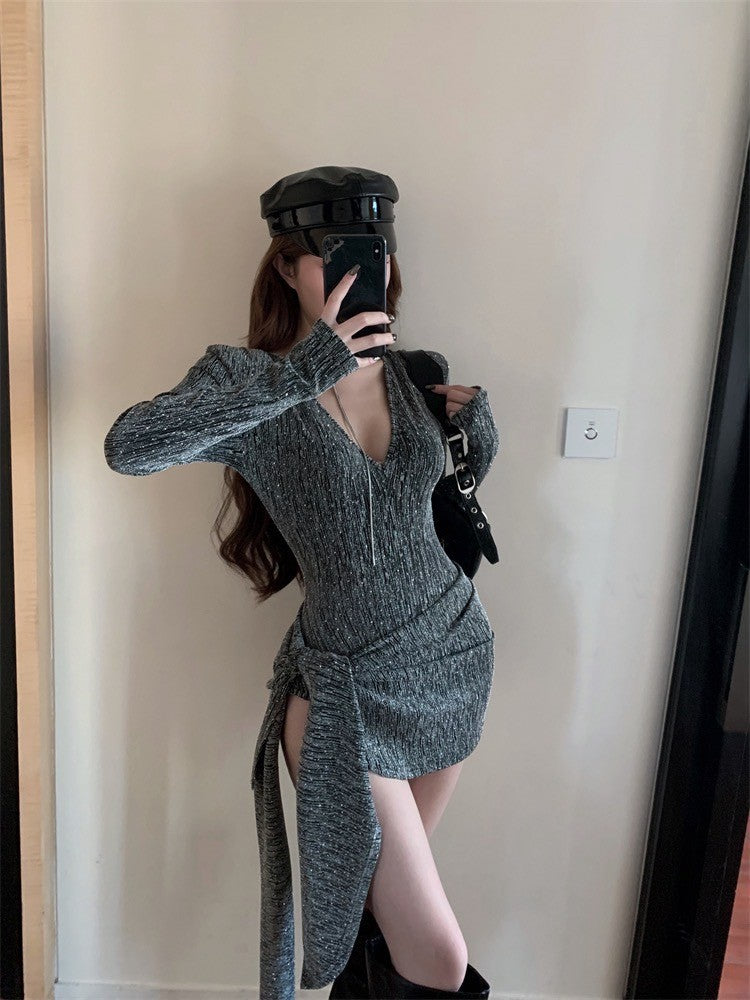 ''Na+''焦點目光 辣妹細閃紗編織V領飄帶連身裙 銀/黑