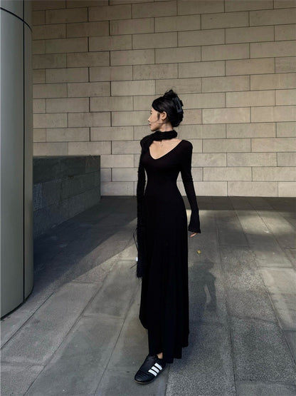 ''Na+''復古女伶一件可出門 V領魚尾裙擺連身裙 黑/淺紫