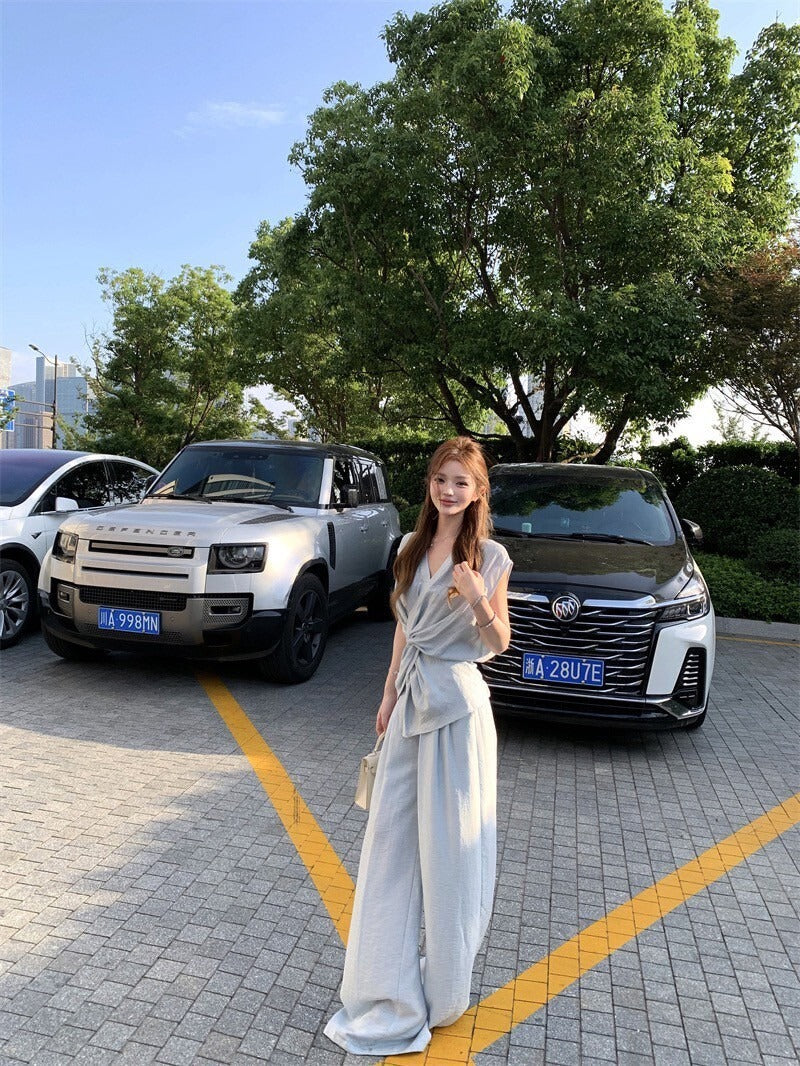 NA+ 解構老錢 不對稱扭結V領上衣/高腰闊腿褲 藍