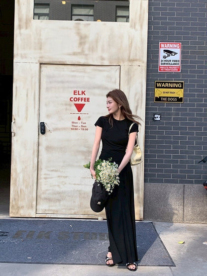 NA+ 基礎通勤 氣質圓領上衣半身裙套裝 黑