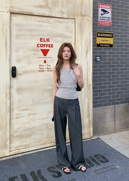 NA+ 溫柔開掛 簡約側收腰V領背心 灰綠