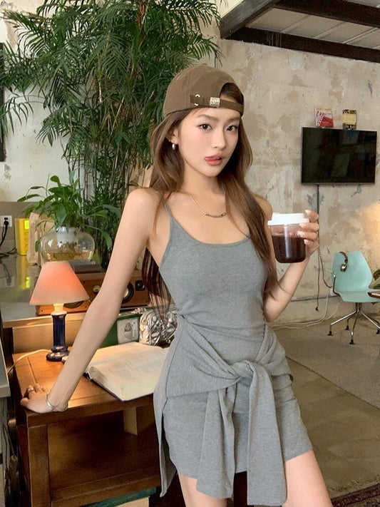 NA+ 元氣夏日 小個子簡約帶胸墊綁帶連身裙 灰/黑