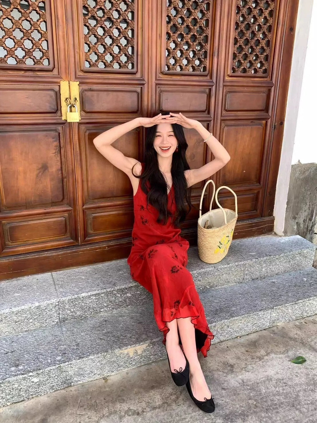 NA+ 紅酒微醺 復古薔薇花V領連身裙