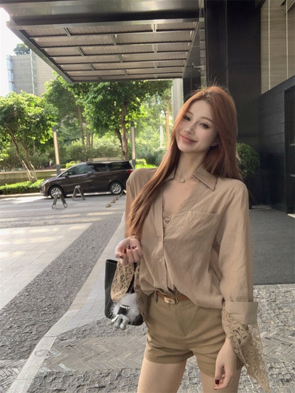 NA+ 韓chic知性女 蕾絲拼接卡其襯衫/百搭短褲