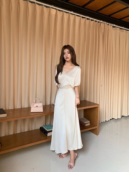 NA+ 辦公通勤outfit 簡約質感緞面垂領連身裙 杏