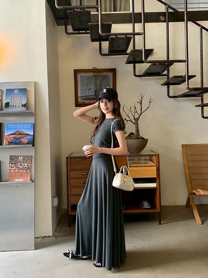 NA+ 基礎通勤 氣質圓領上衣半身裙套裝 灰