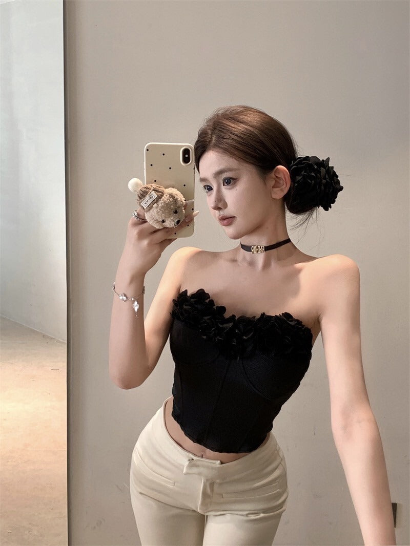 NA+ 立體花修身魚骨抹胸 黑