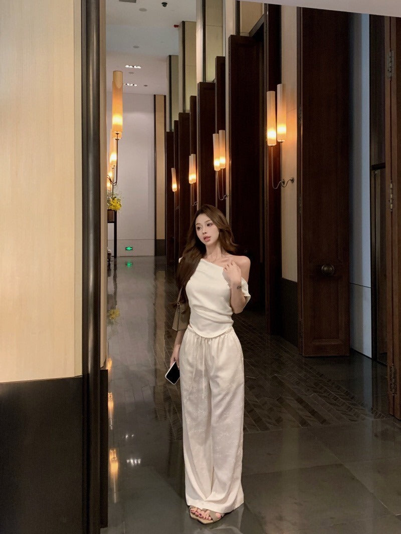 NA+ 玉雕石花 氣質緞面上衣 印花休閒褲