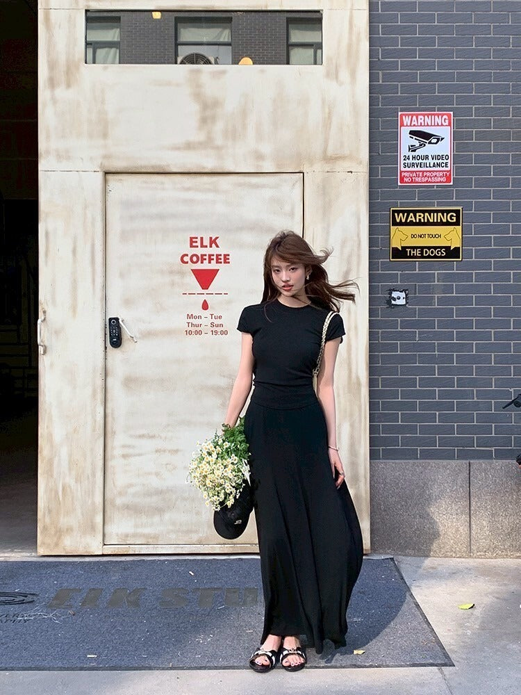 NA+ 基礎通勤 氣質圓領上衣半身裙套裝 黑